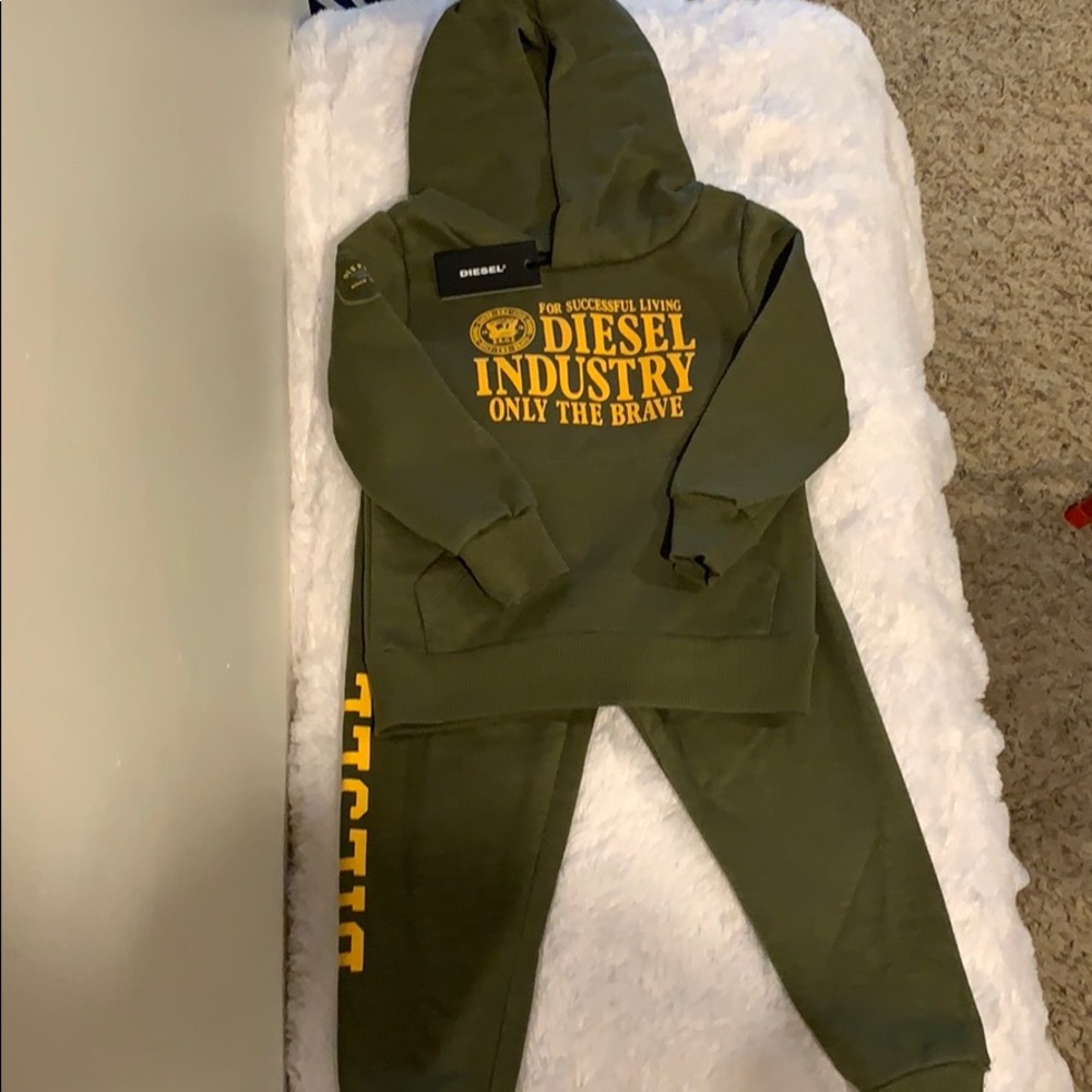 Brand New 2-Piece Diesel Boy Set
